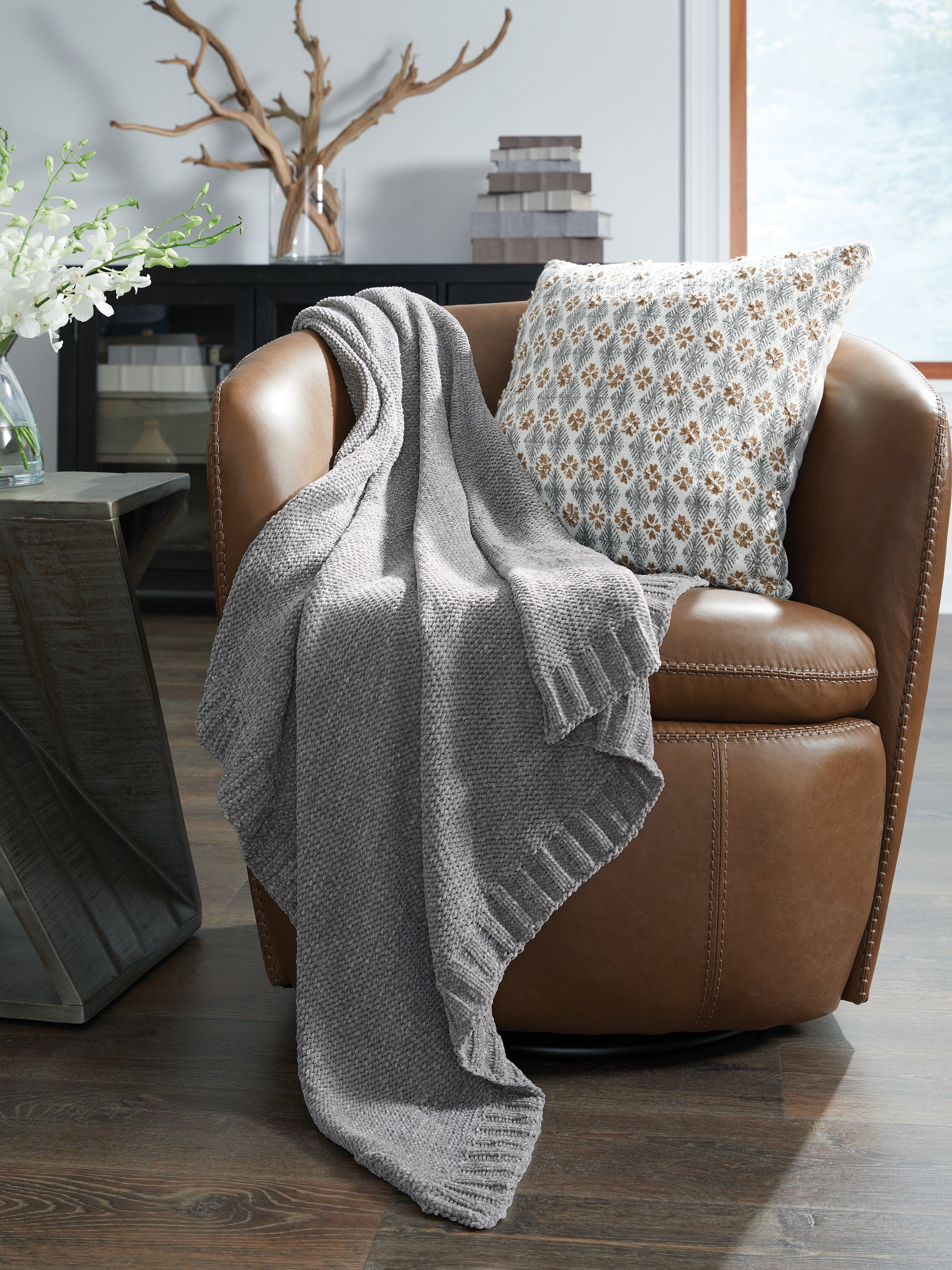 Luxury Living Gallery - Ashley Furniture - Anawood Throw (Set of 3) - Throw (3/CS) / Gray - A1001097