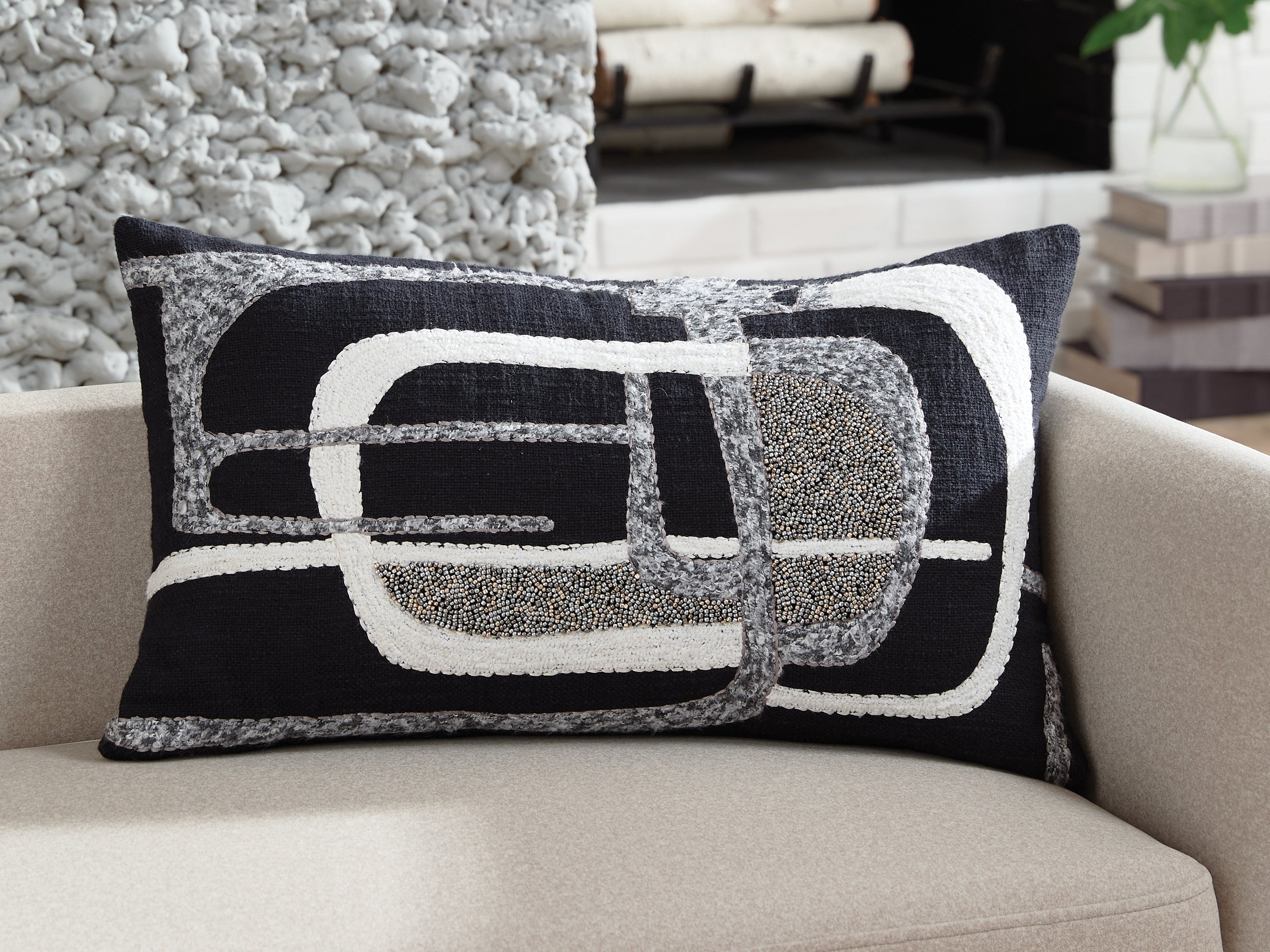 Luxury Living Gallery - Ashley Furniture - Gavrileigh Pillows - Pillow (4/CS) / Black/Gray/Ivory - A1001113