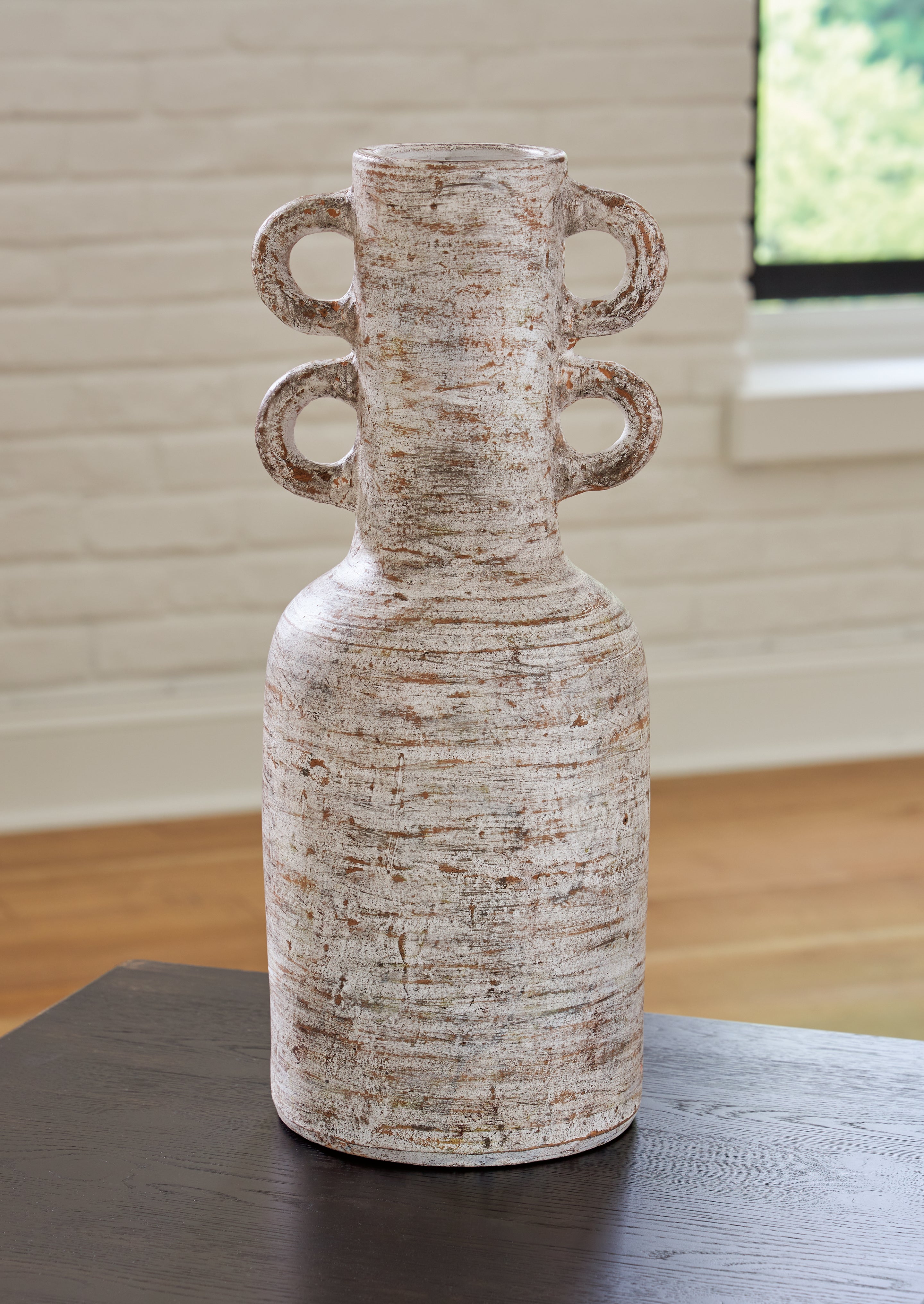 Luxury Living Gallery - Ashley Furniture - Wellbridge Vase - Vase / Distressed White - A2000609