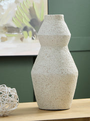 Luxury Living Gallery - Ashley Furniture - Dawthorne Vase - Vase / Cream - A2000850