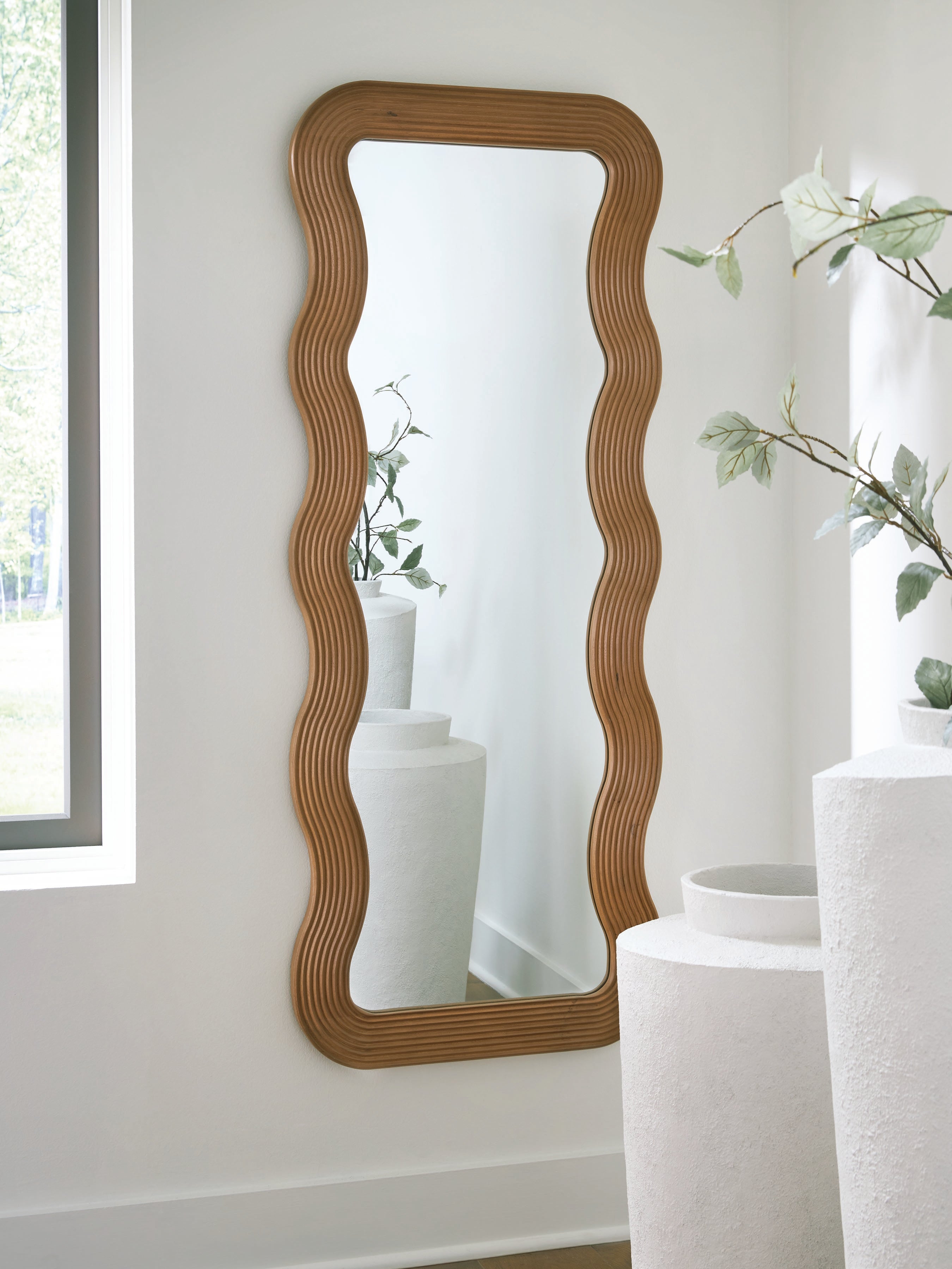 Luxury Living Gallery - Ashley Furniture - Ellisonville Mirror - Floor Mirror / Brown - A8010413