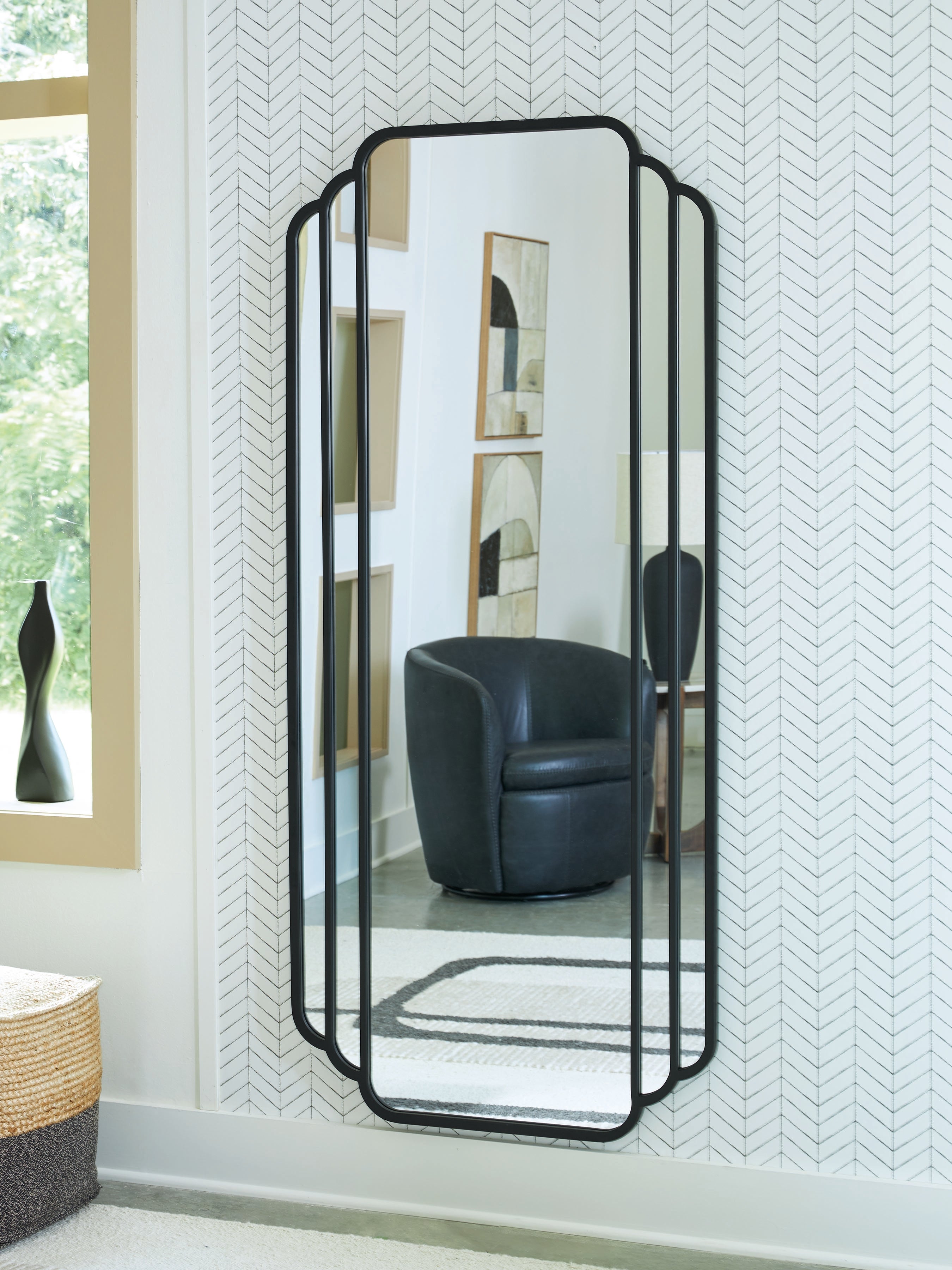 Luxury Living Gallery - Ashley Furniture - Antigone Mirror - Floor Mirror / Black - A8010434