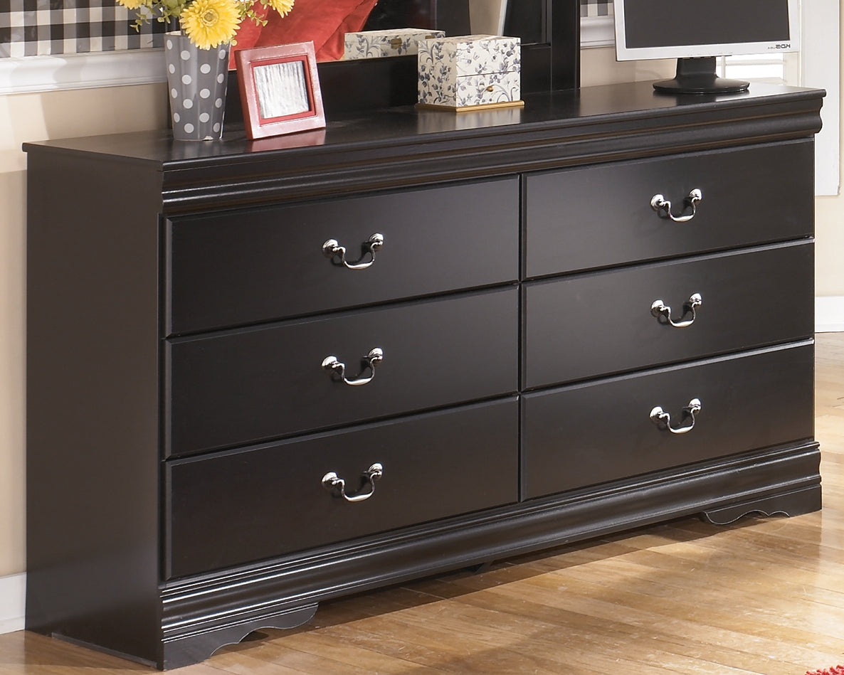 Luxury Living Gallery - Ashley Furniture - Huey Vineyard Bedroom - Dresser and Mirror / Black - B128B1