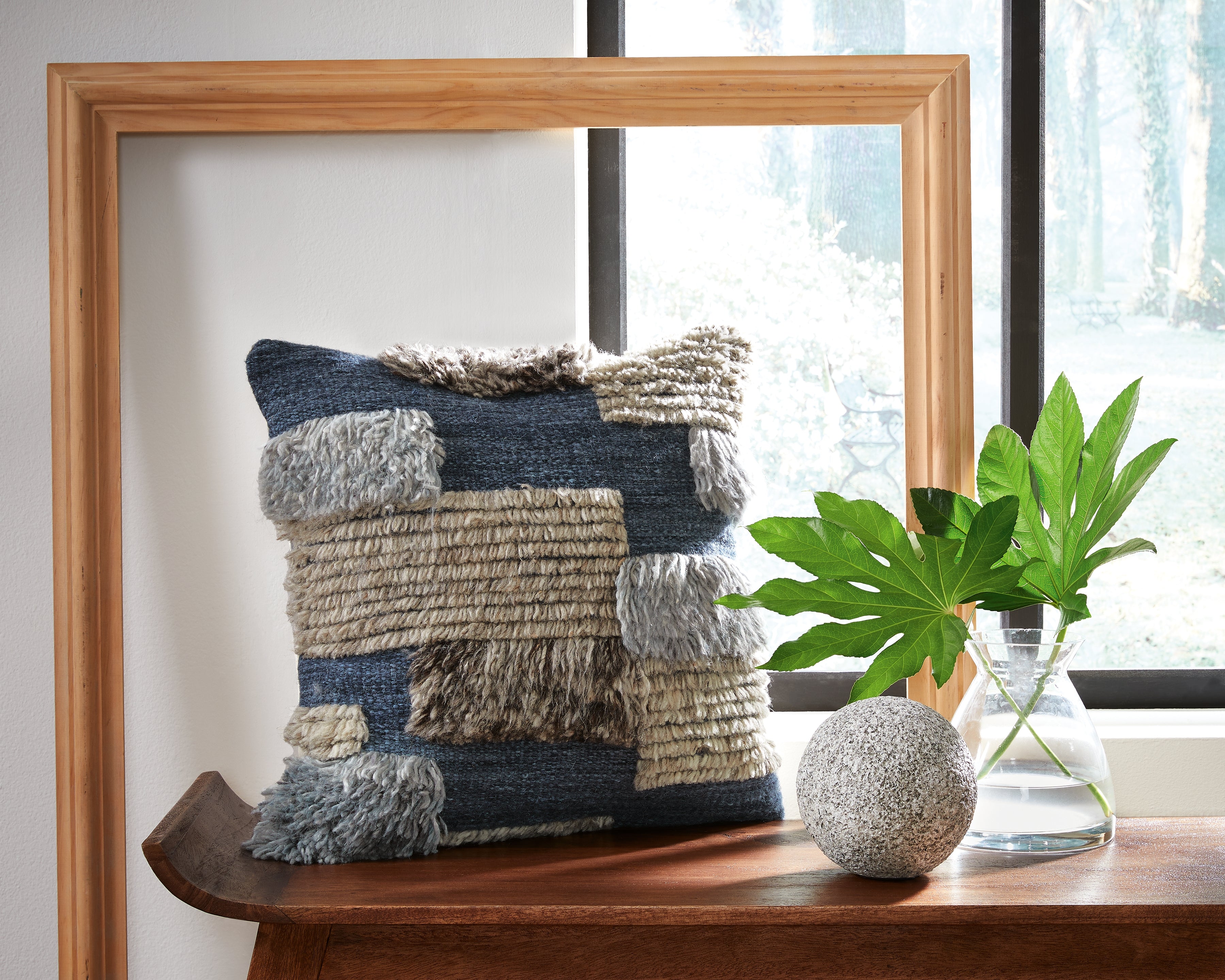 Luxury Living Gallery - Ashley Furniture - Gibbend Pillows - Pillow / Blue/Gray/White - A1000926P