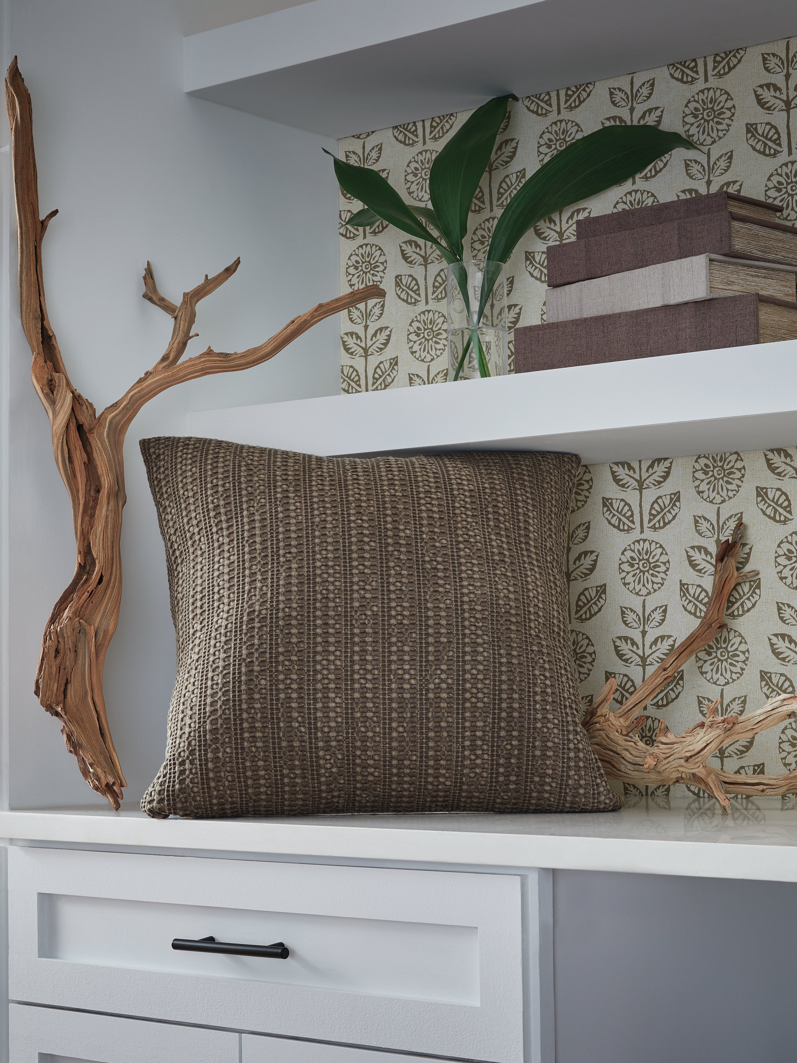 Luxury Living Gallery - Ashley Furniture - Landcher Pillows - Pillow / Brown - A1001104P