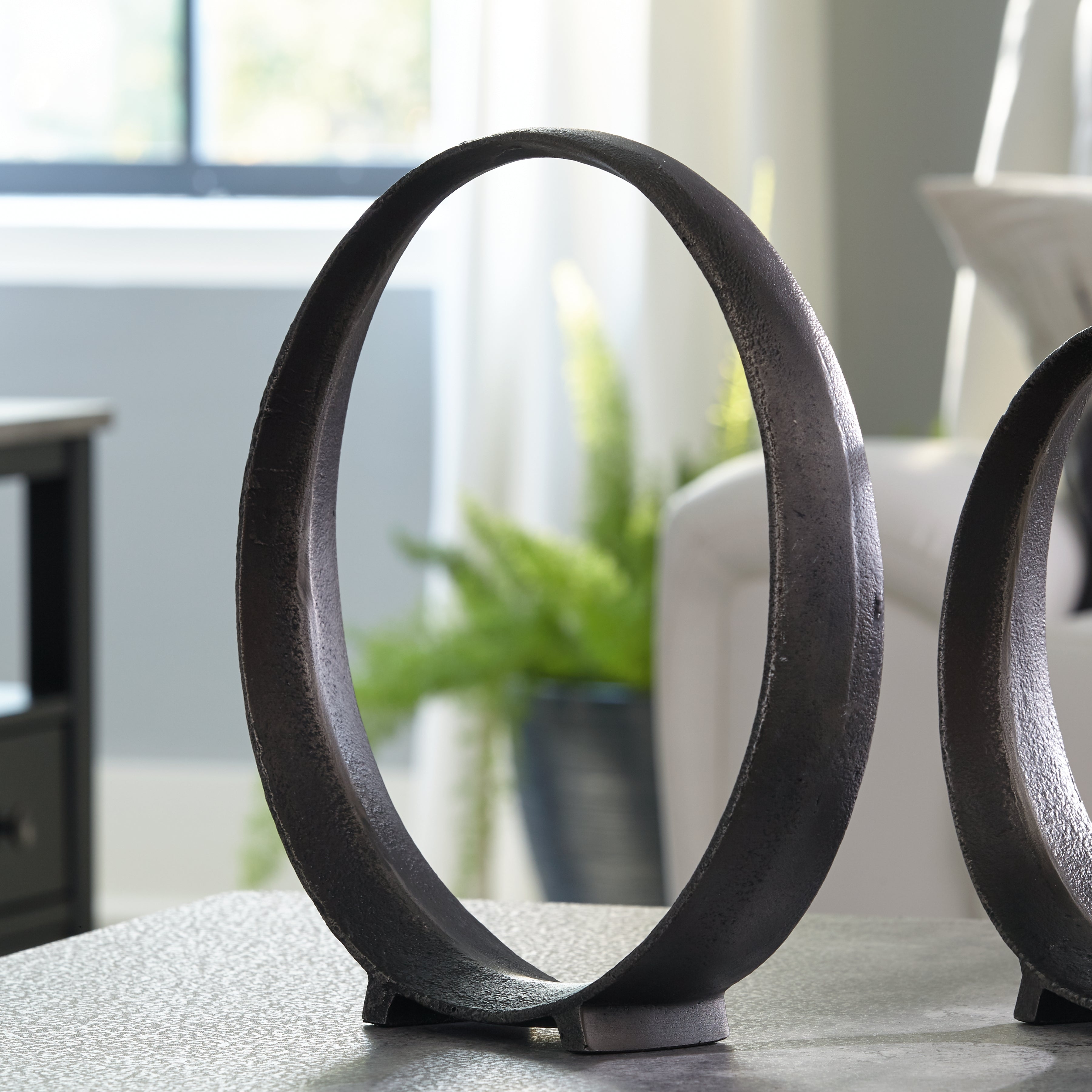 Luxury Living Gallery - Ashley Furniture - Ryandale Sculpture - Sculpture / Antique Black - A2000498S