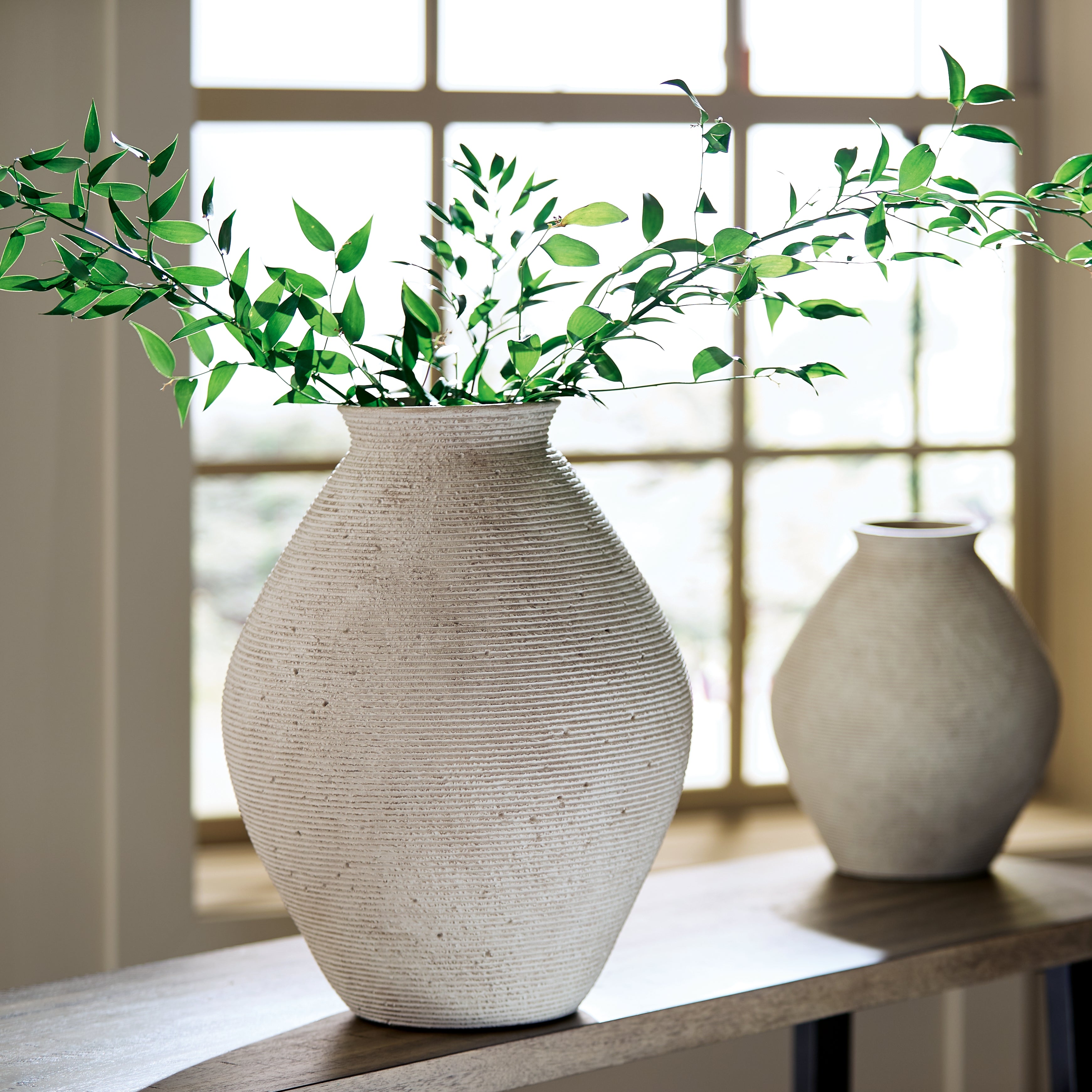Luxury Living Gallery - Ashley Furniture - Hannela Vase - Vase / Antique Tan - A2000514