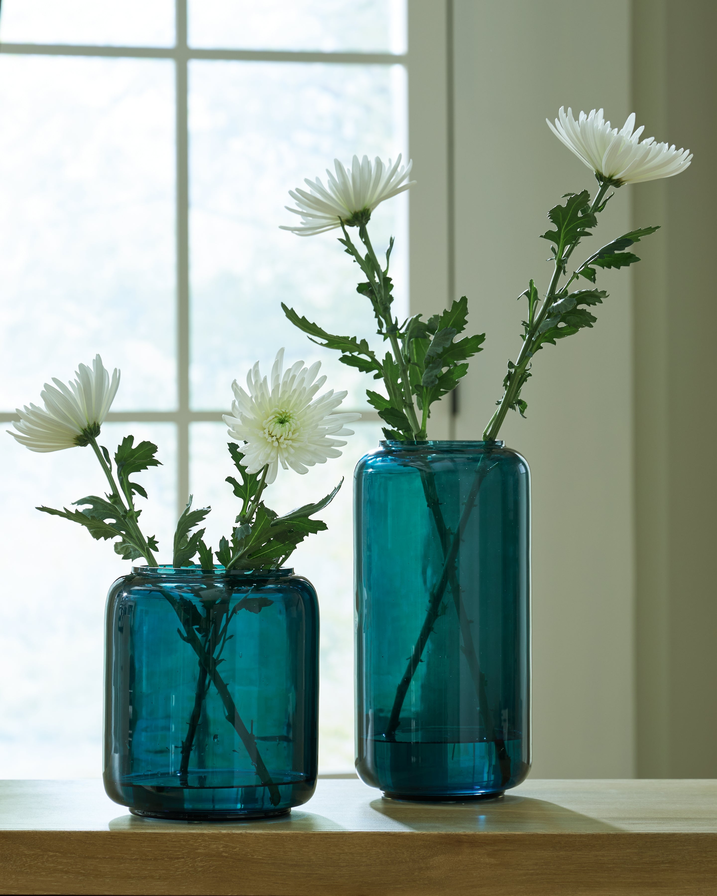 Luxury Living Gallery - Ashley Furniture - Inisland Vase - Vase Set (Set of 2) / Teal - A2000797A1