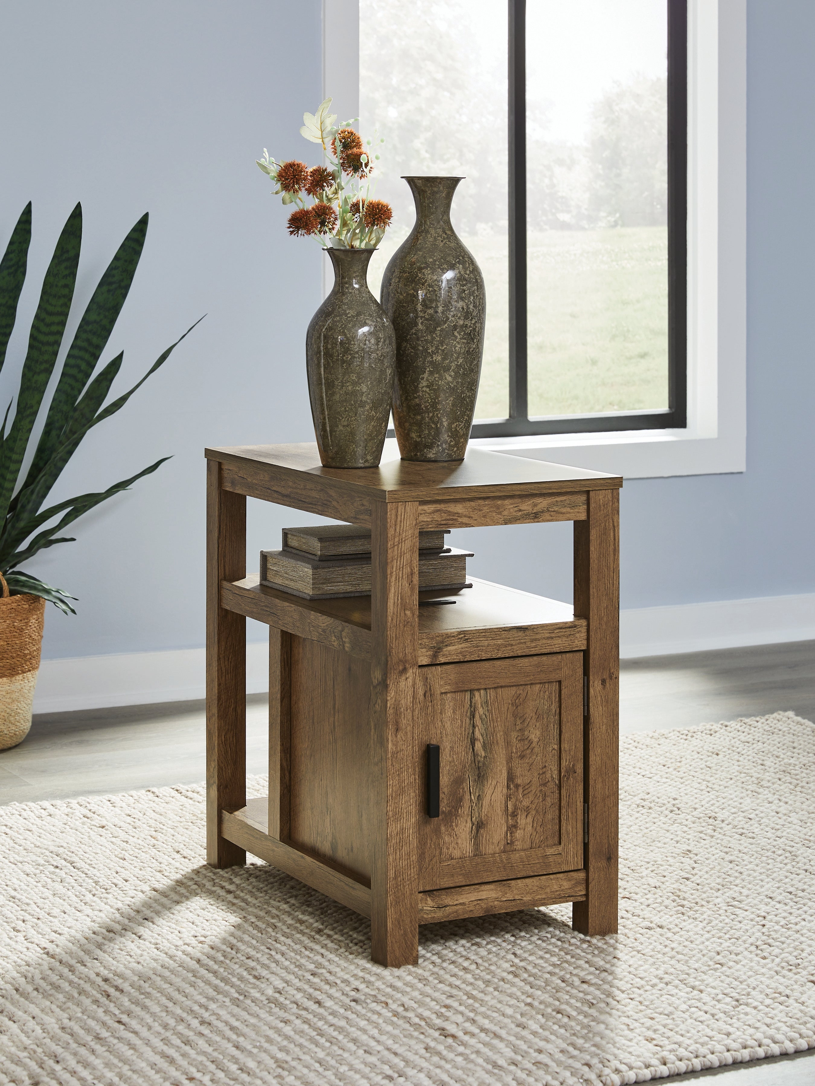 Luxury Living Gallery - Ashley Furniture - Fendenmore Chairside End Table - Chair Side End Table - T190-117
